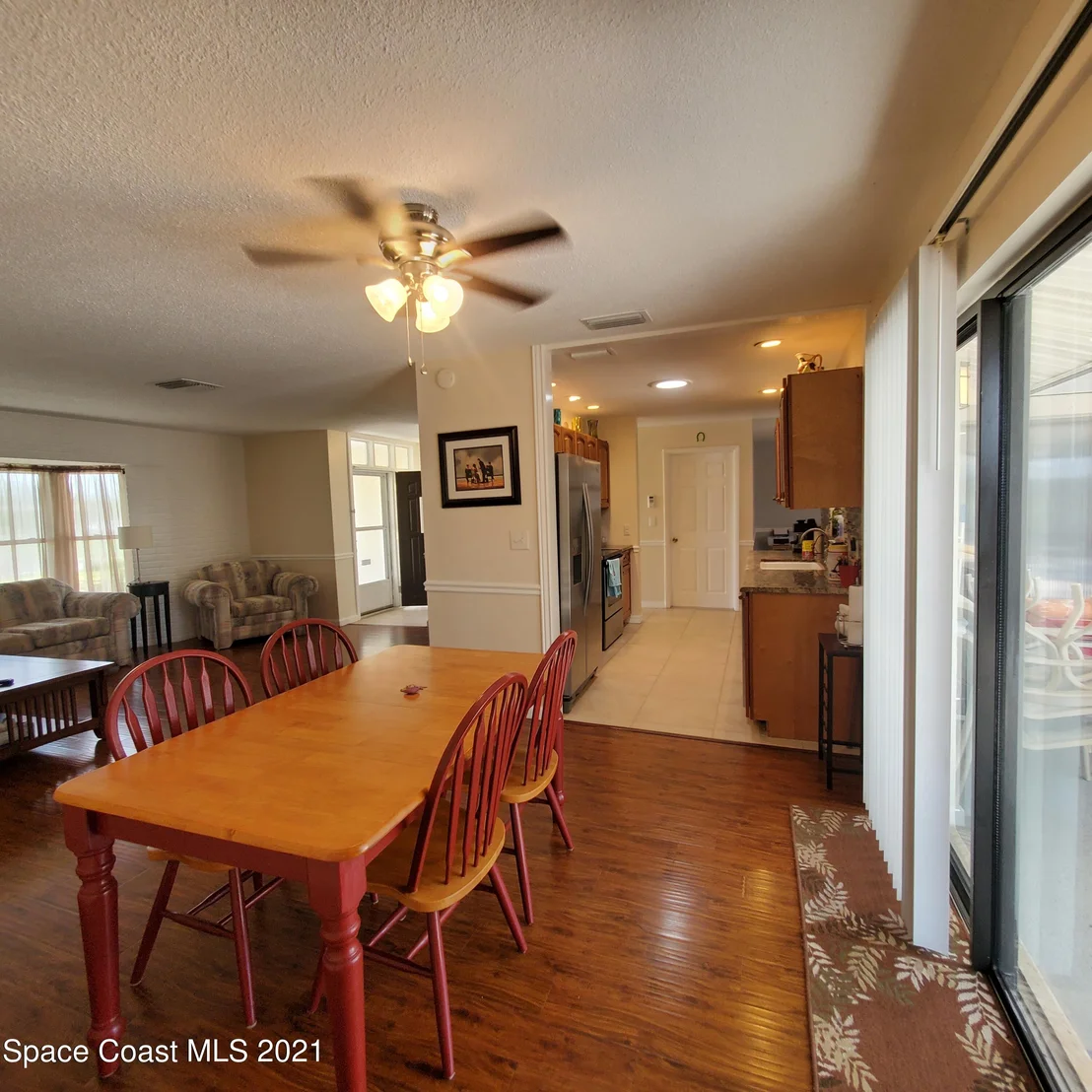 Photo of 954 Brett Circle