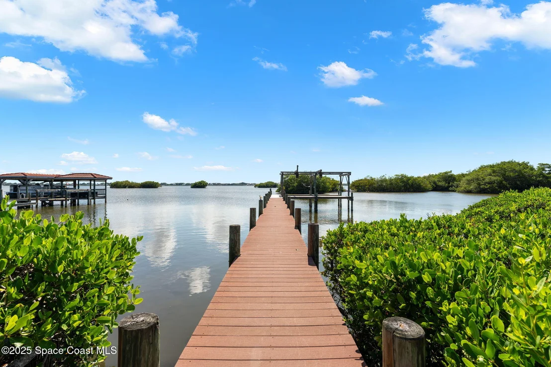 Photo of 418 Lanternback Island Drive