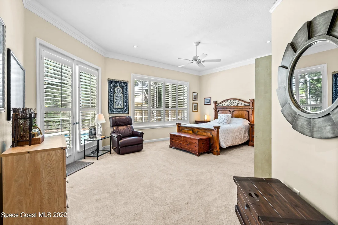 Photo of 356 Southampton Drive