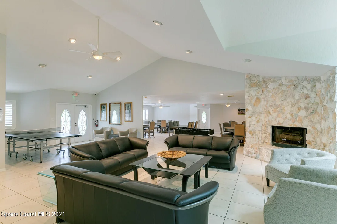 Photo of 800 Peregrine Drive