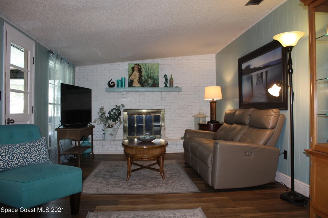 Photo of 1132 Aron Street