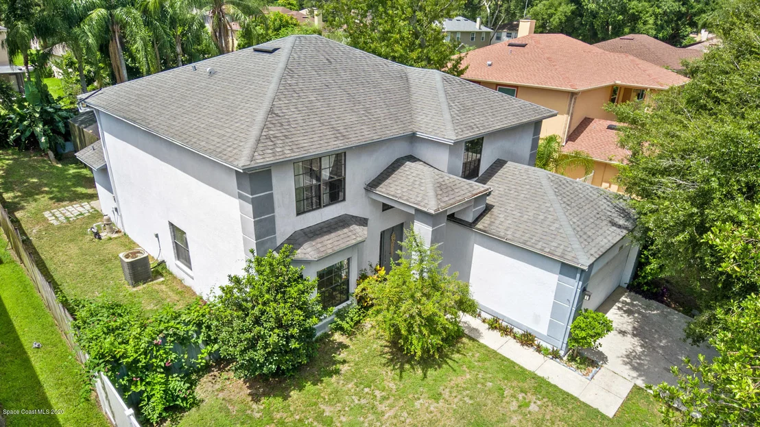 Photo of 1429 Century Oak Drive