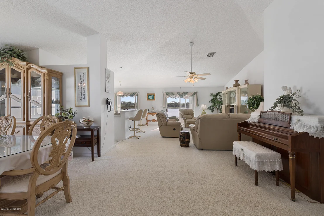 Photo of 693 Lake George Drive