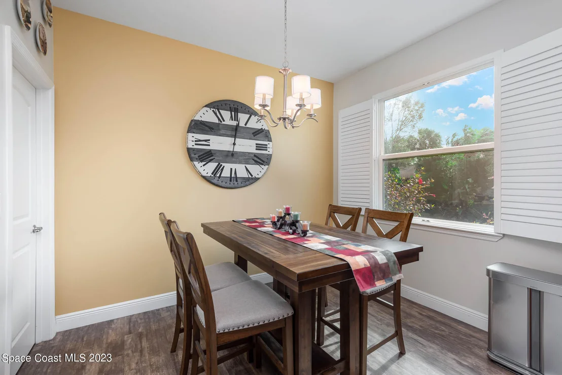 Photo of 376 Sandcrest Circle