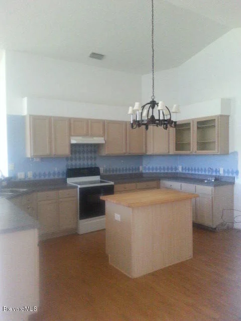 Photo of 916 Shaw Circle