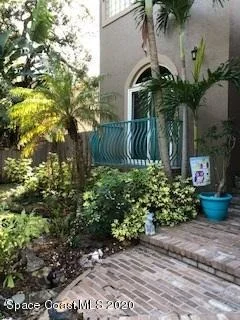 Photo of 5920 Riverside Drive