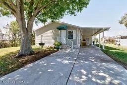Photo of 701 Lark Drive