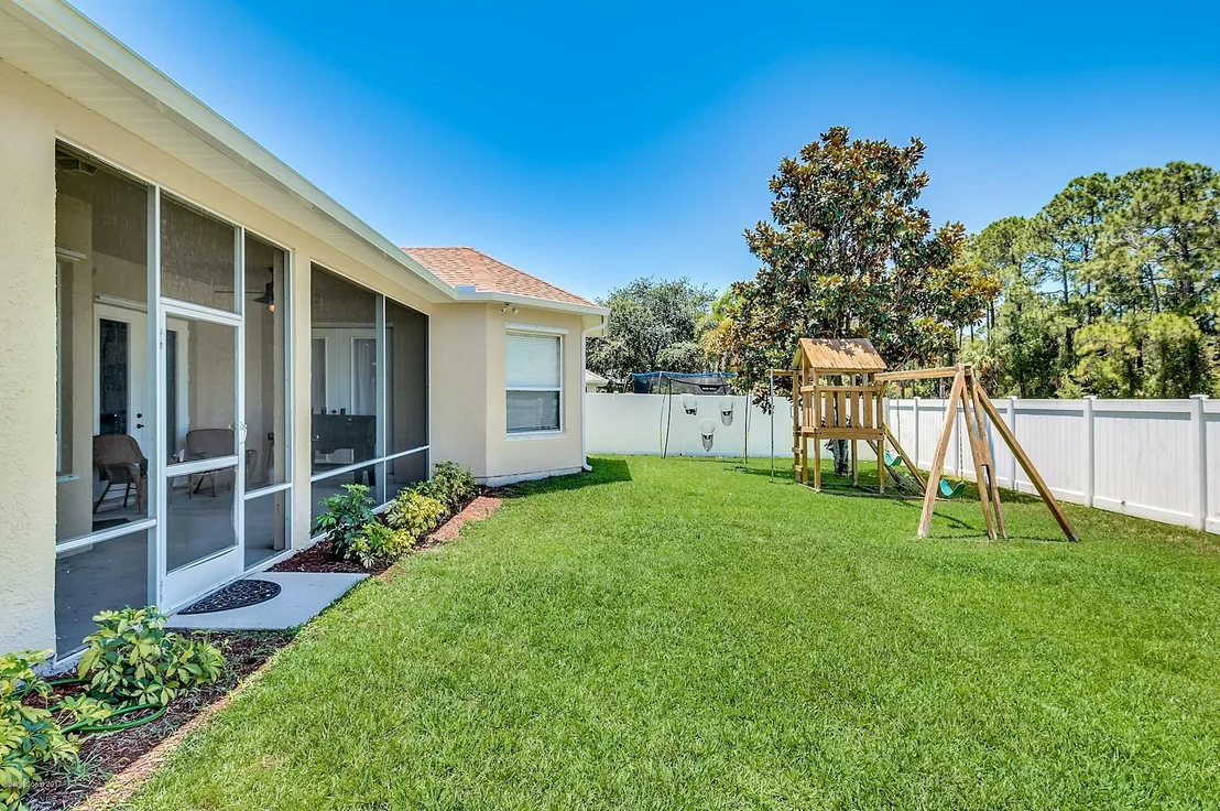 Photo of 1611 Whitman Drive