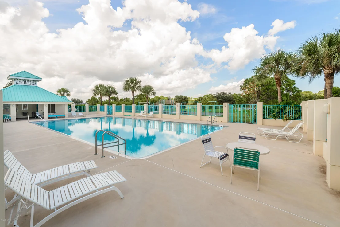 Photo of 858 Thrasher Drive