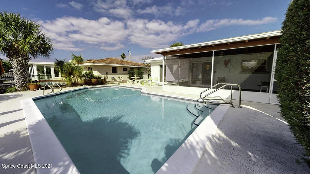 Photo of 411 Carmine Drive
