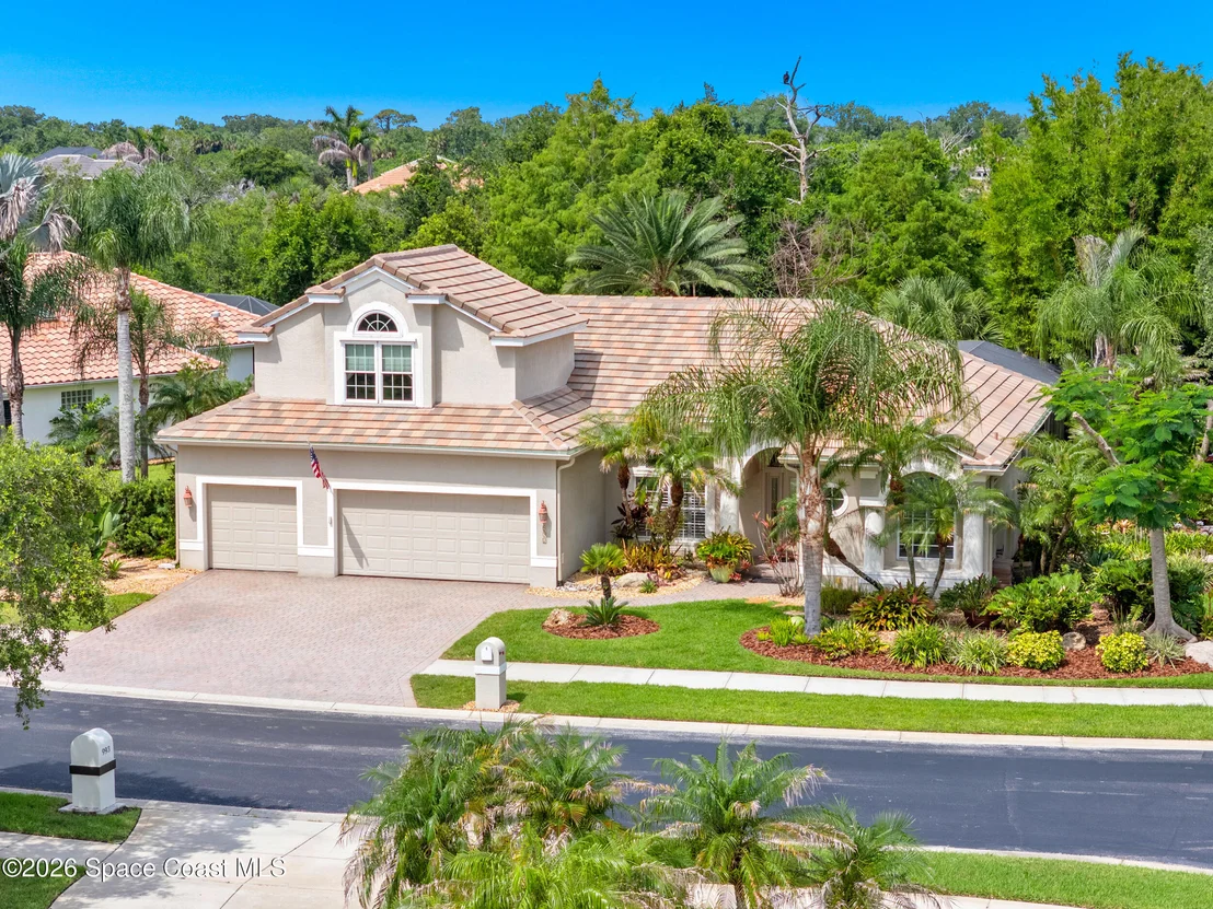 Photo of 992 Balmoral Way