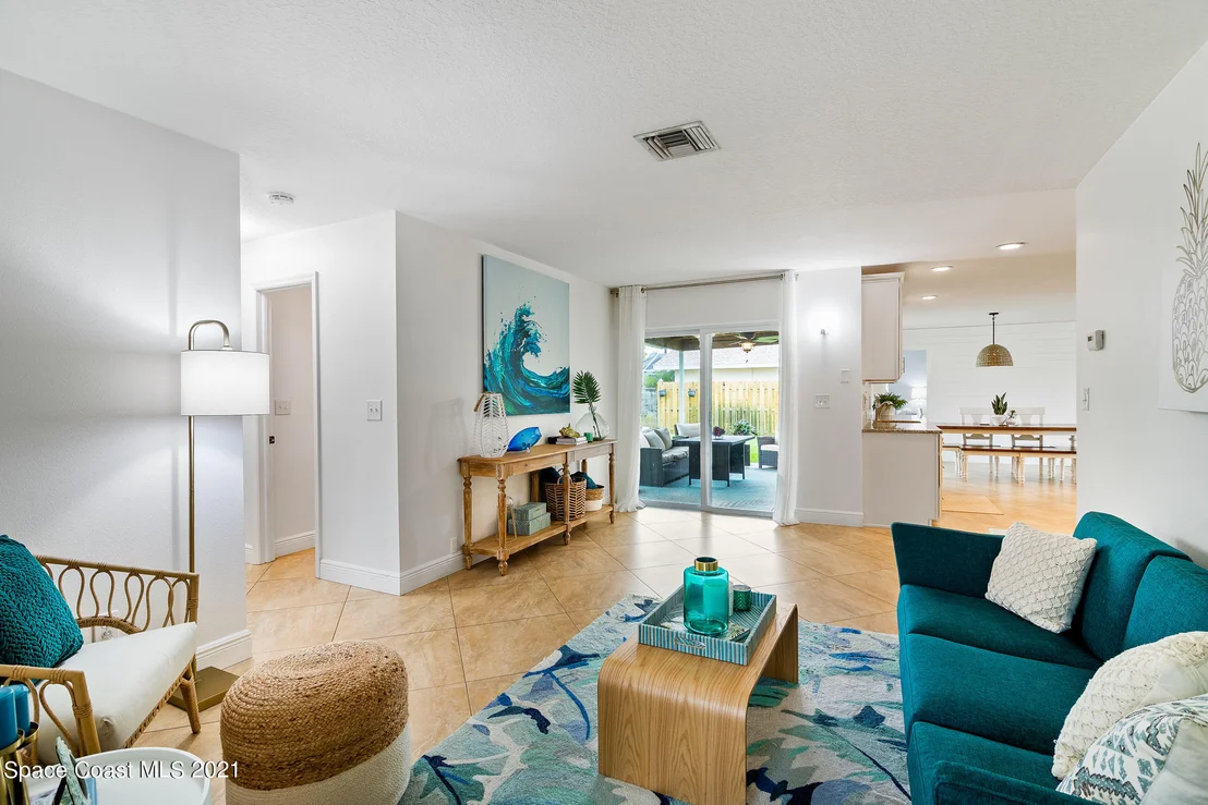 Photo of 680 Poinsetta Drive