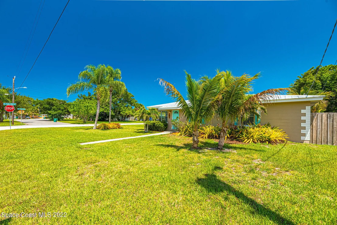 Photo of 323 Tulip Lane
