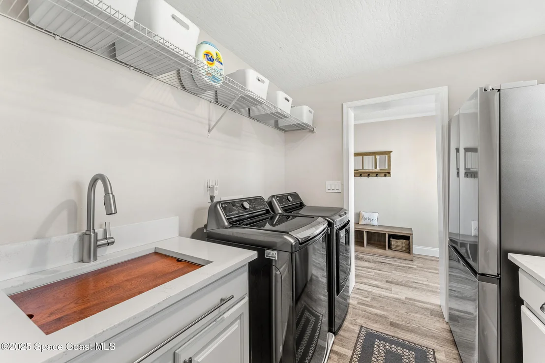 Photo of 565 Solitaire Palm Drive