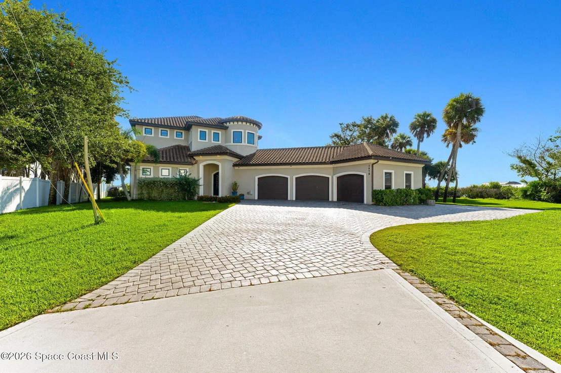 Photo of 3479 N Sylvan Lane