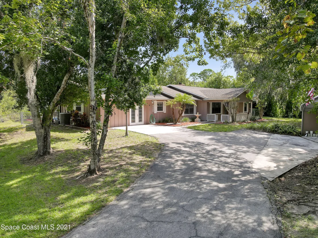 Photo of 4240 Deerwood Trail