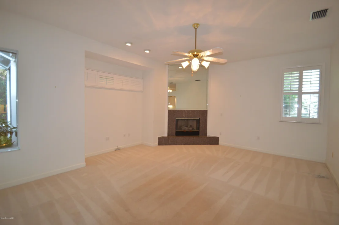 Photo of 2015 Canterbury Drive