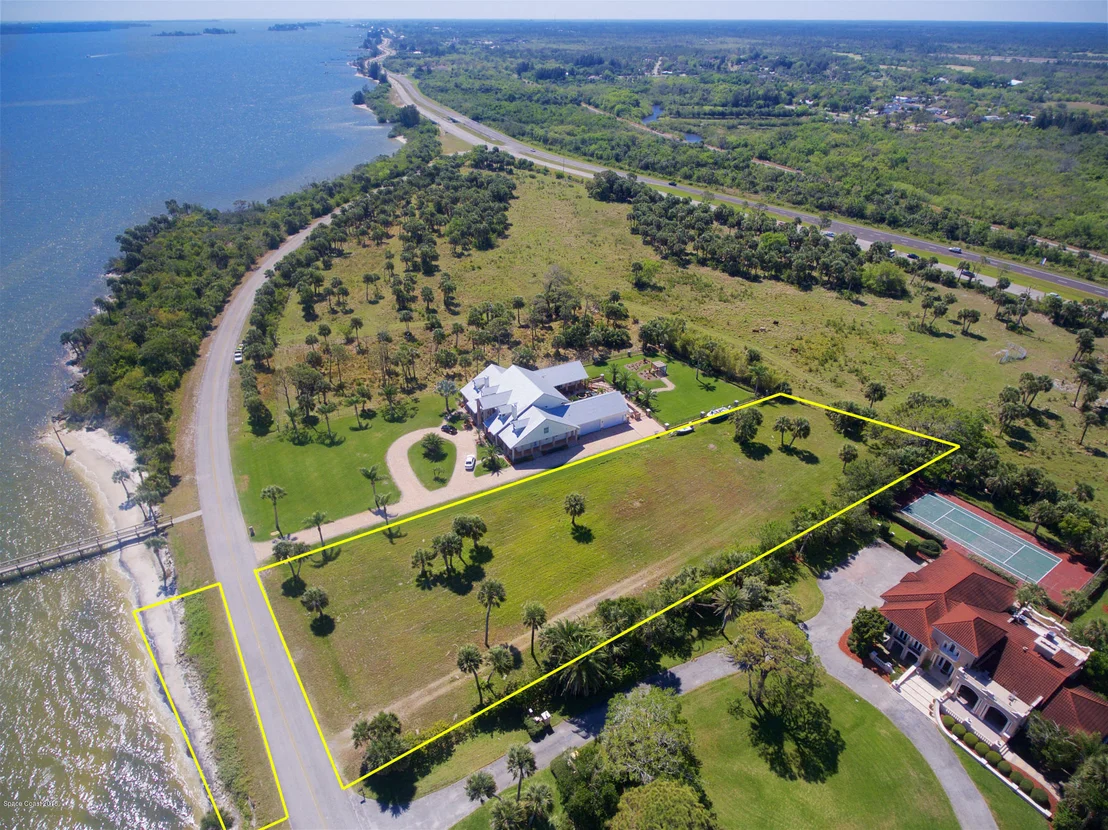 Photo of 3010 Rocky Point Road