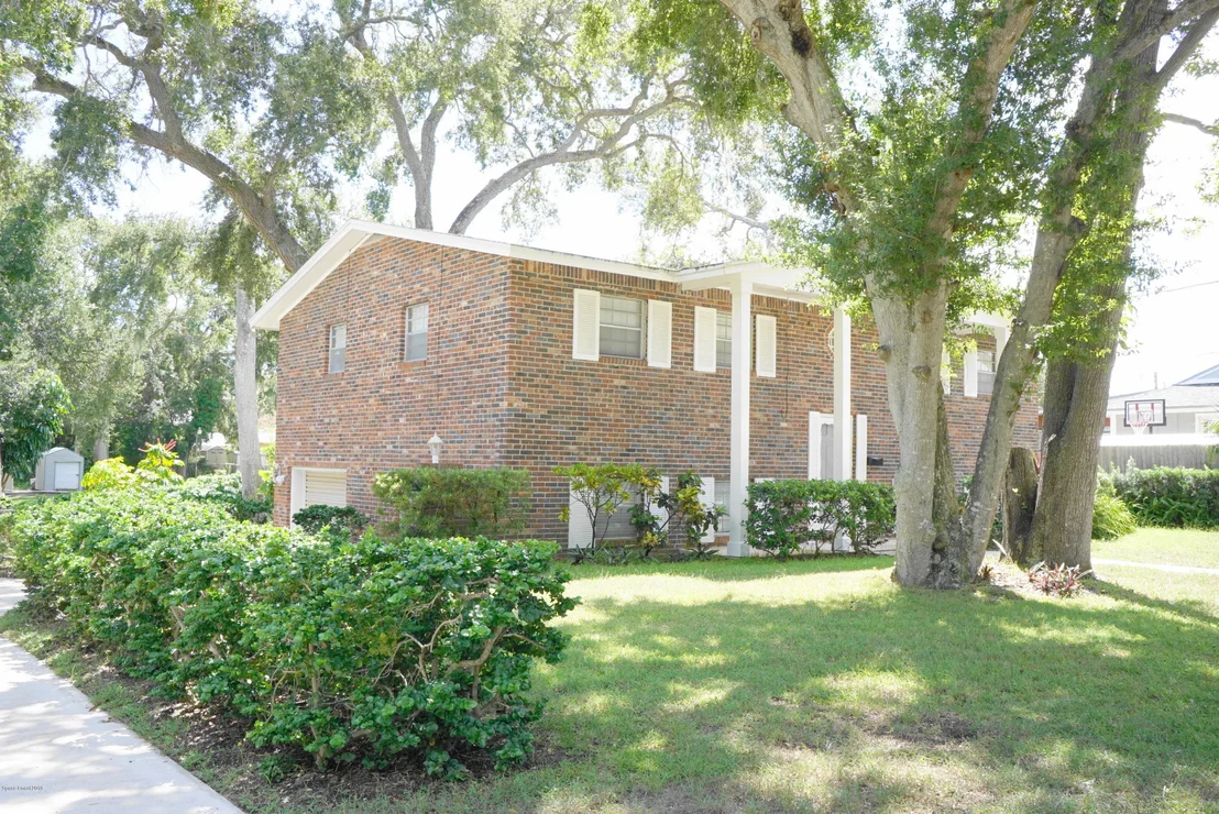 Photo of 635 Orange Court