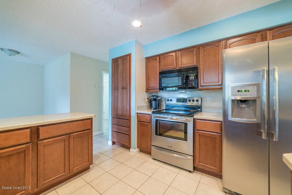 Photo of 700 Montclair Road NE