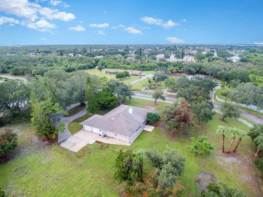 Photo of 1785 Villa Espana