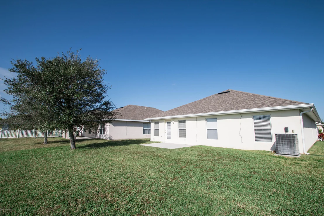 Photo of 1483 Hemingway Boulevard