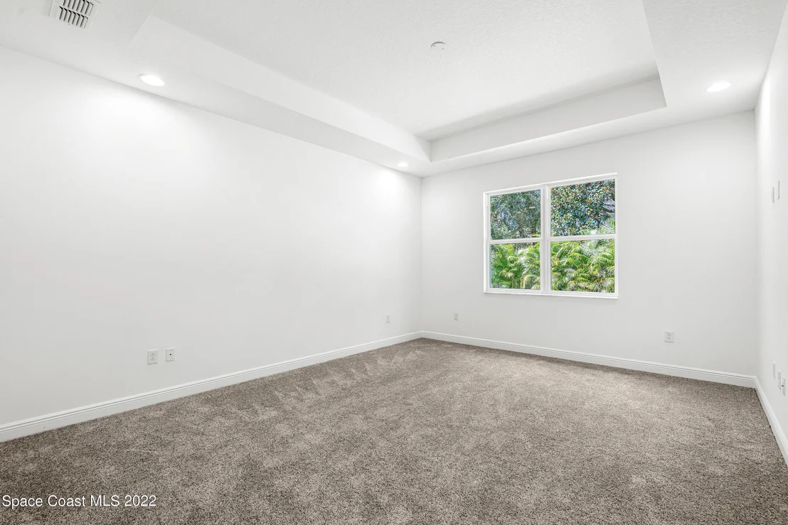 Photo of 40 Loch Ness Drive