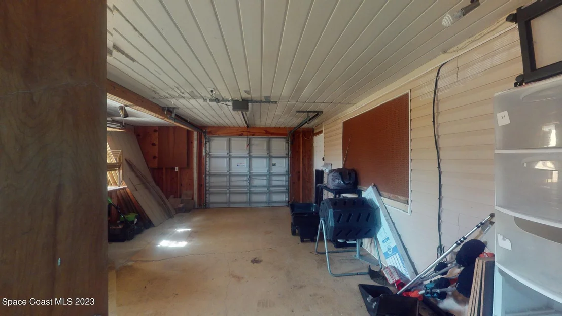 Photo of 325 Cinnamon Drive