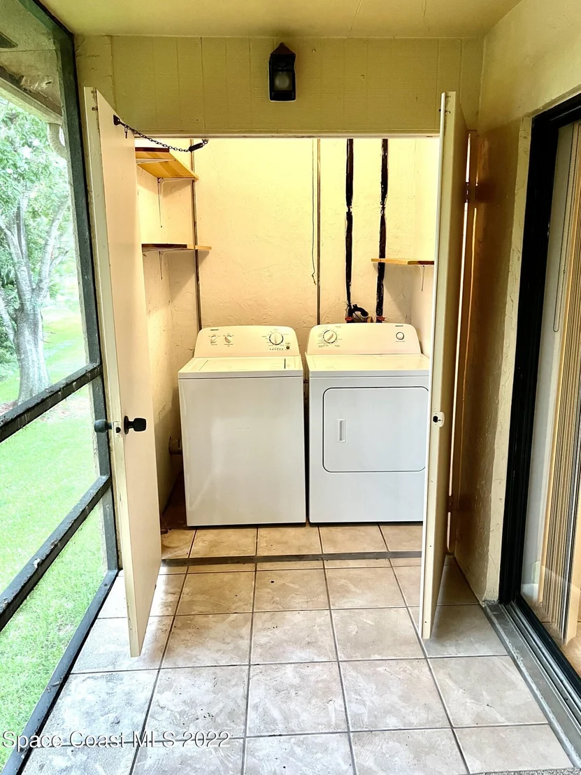 Photo of Unit 921 at 2345 Golf Lake Circle