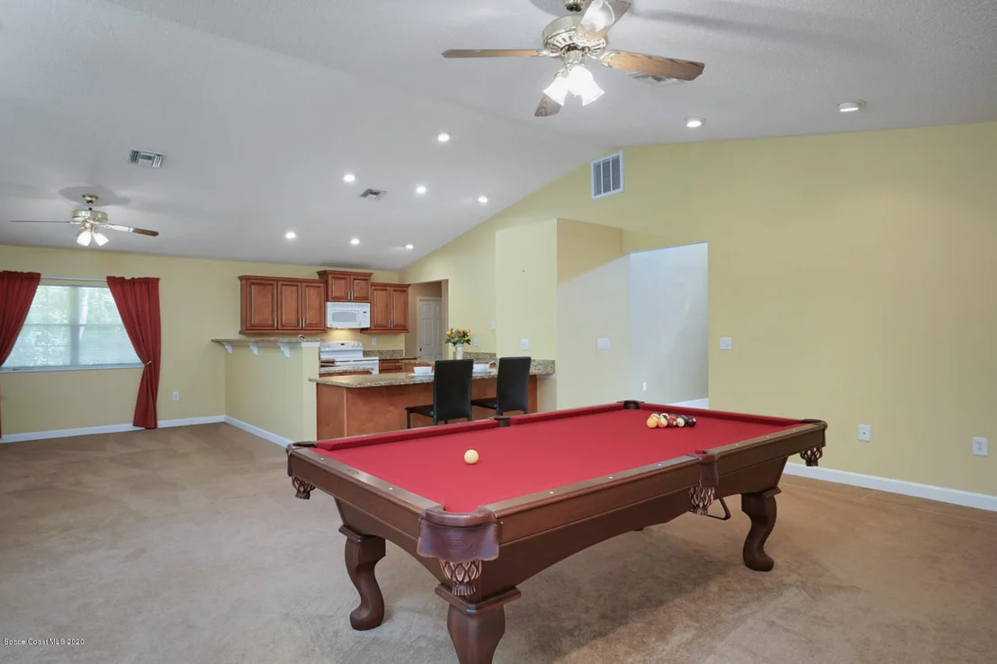 Photo of 2125 Linrose Lane