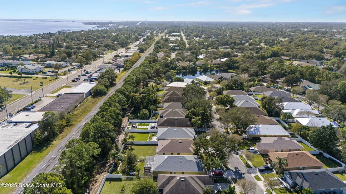 Photo of 381 Waterside Circle