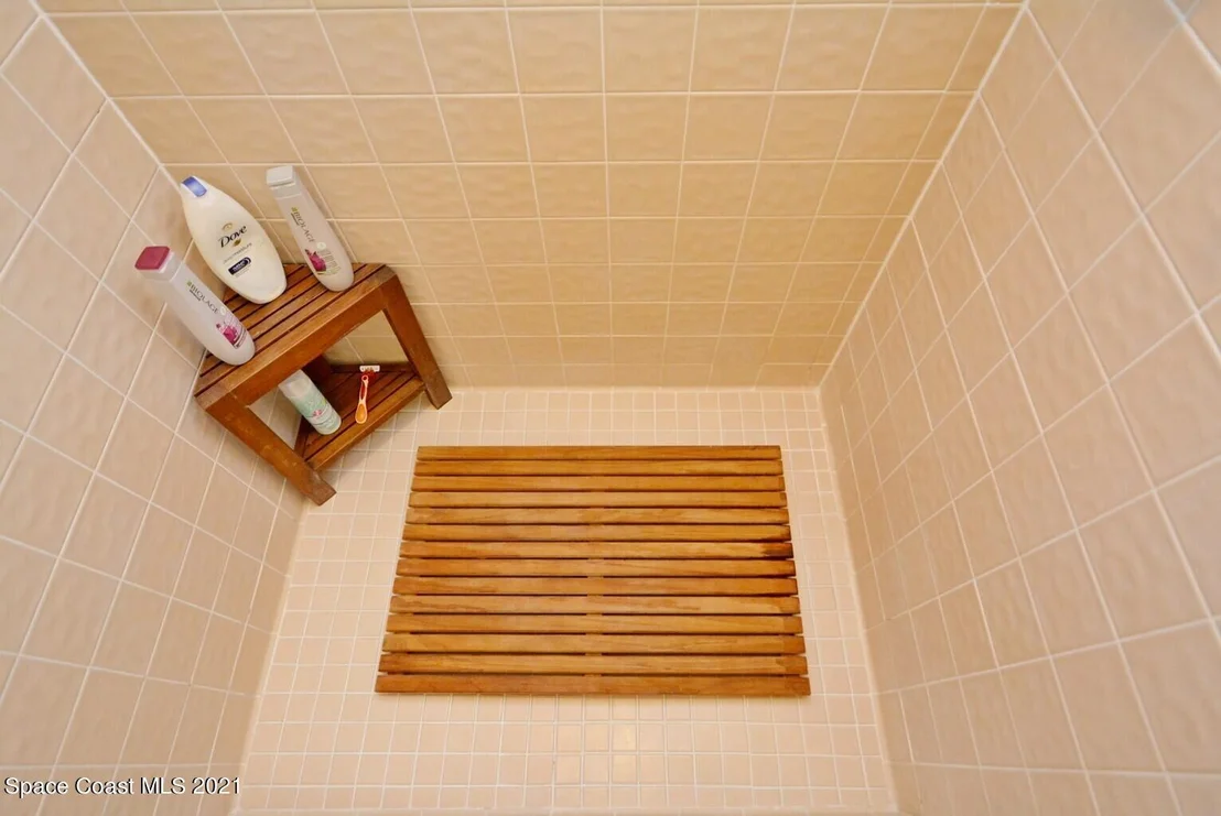 Photo of 1377 Silver Lake Drive