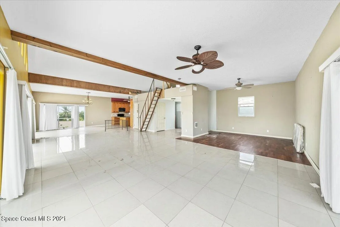 Photo of 5135 Palm Drive
