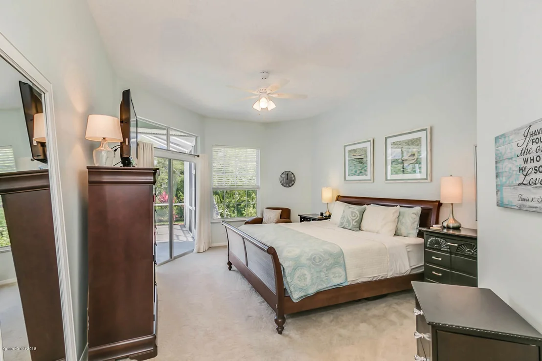 Photo of 1045 Fieldstone Drive