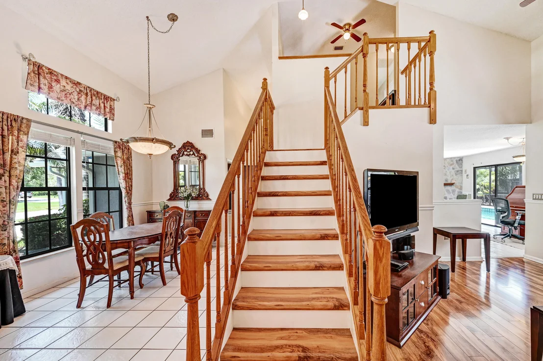 Photo of 1250 Walnut Grove Way