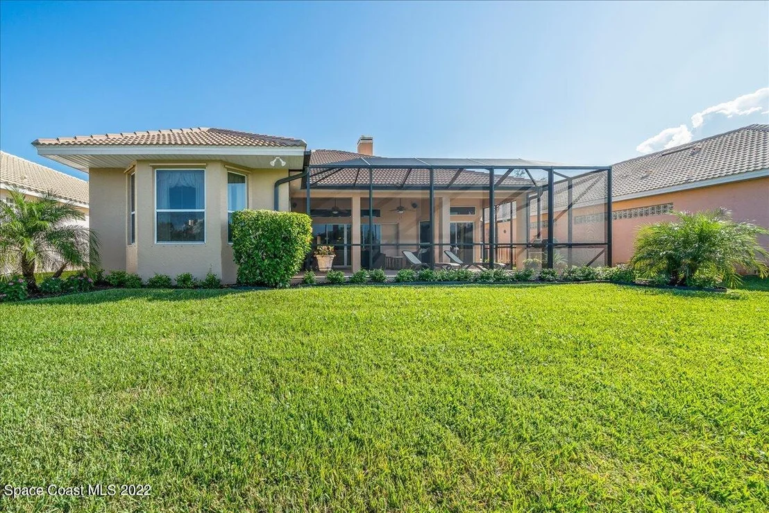 Photo of 937 Palm Brook Drive