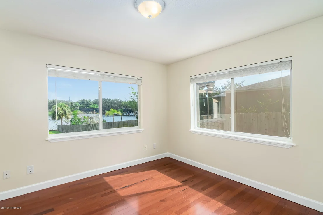 Photo of 984 Placid Drive
