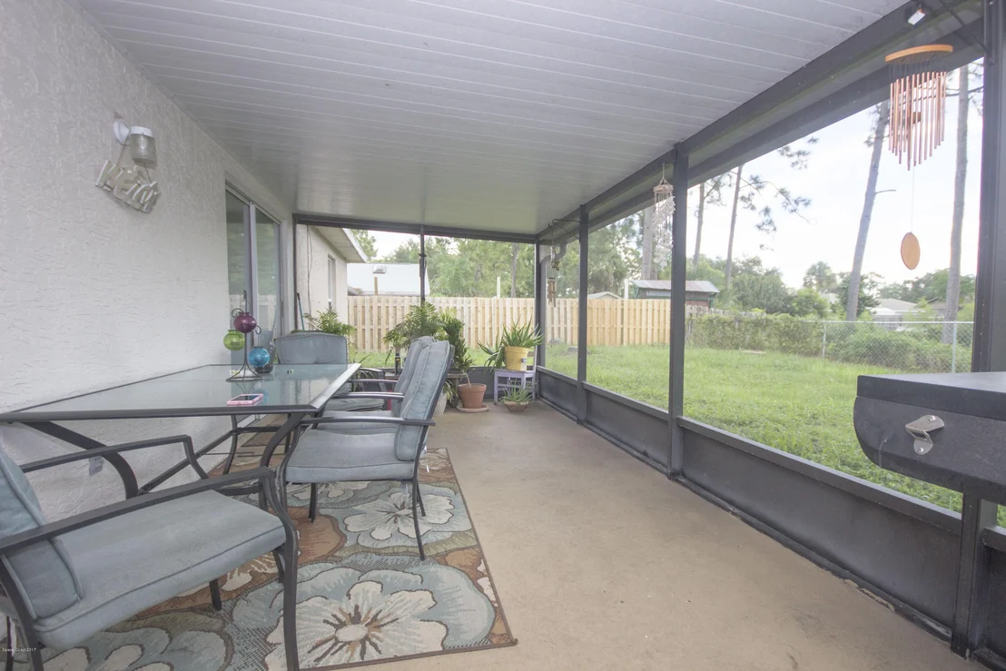 Photo of 6761 Cecil Road