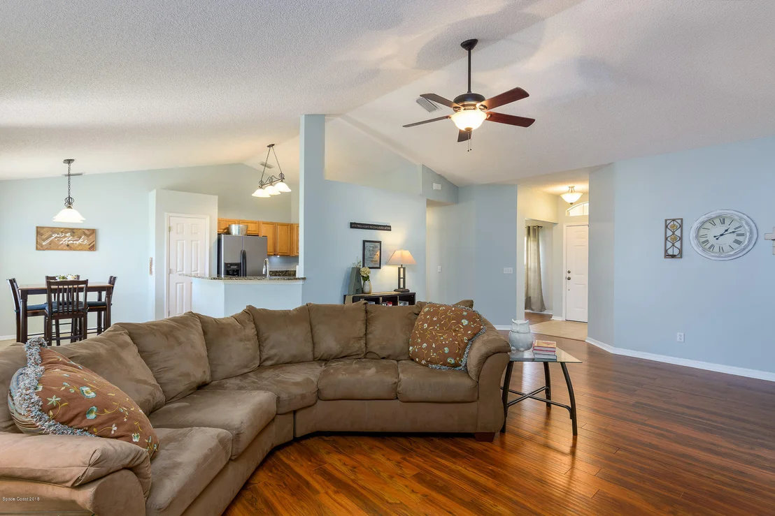 Photo of 1008 Kingfisher Way