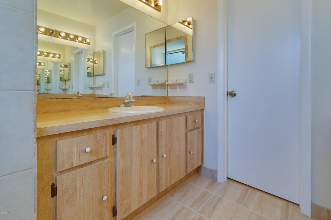 Photo of 1536 Clover Circle