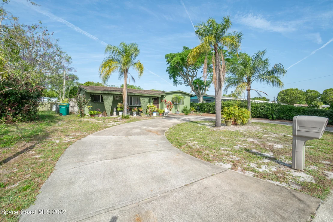 Photo of 1446 Stanley Drive