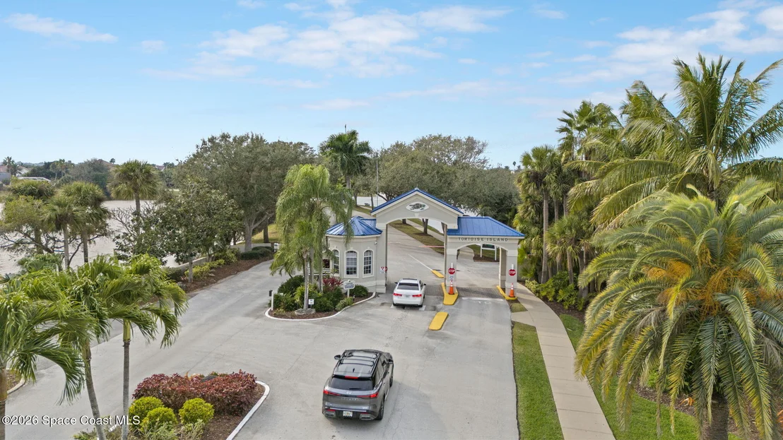 Photo of 347 Lanternback Island Drive