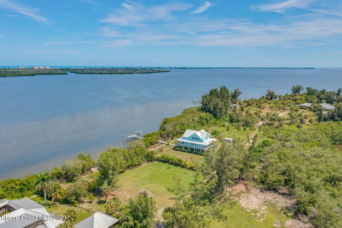 Photo of 2 Grant Island Estates