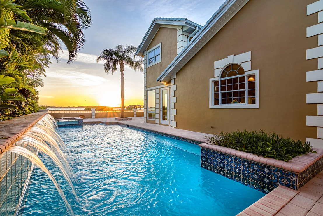 Photo of 454 Lanternback Island Drive
