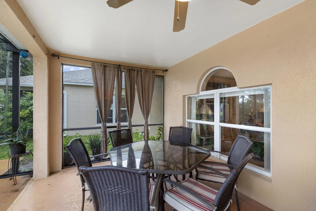 Photo of 4347 Four Lakes Drive