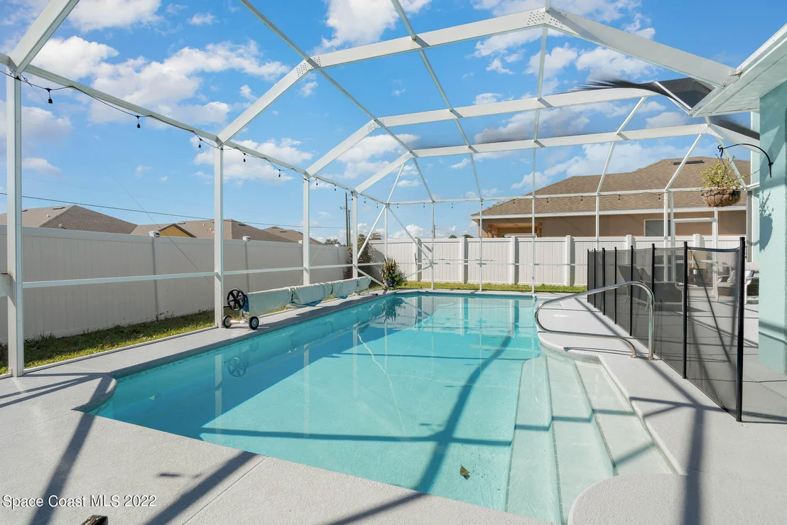 Photo of 2280 Bridgeport Circle
