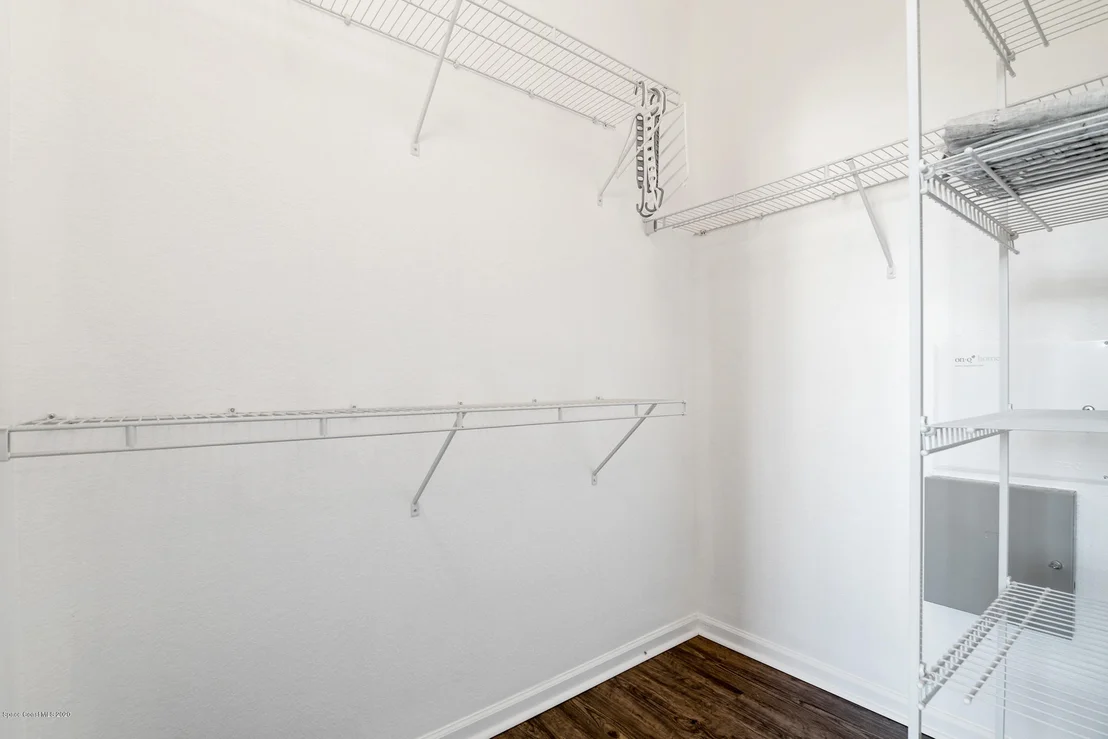 Photo of Unit 310 at 1576 Peregrine Circle