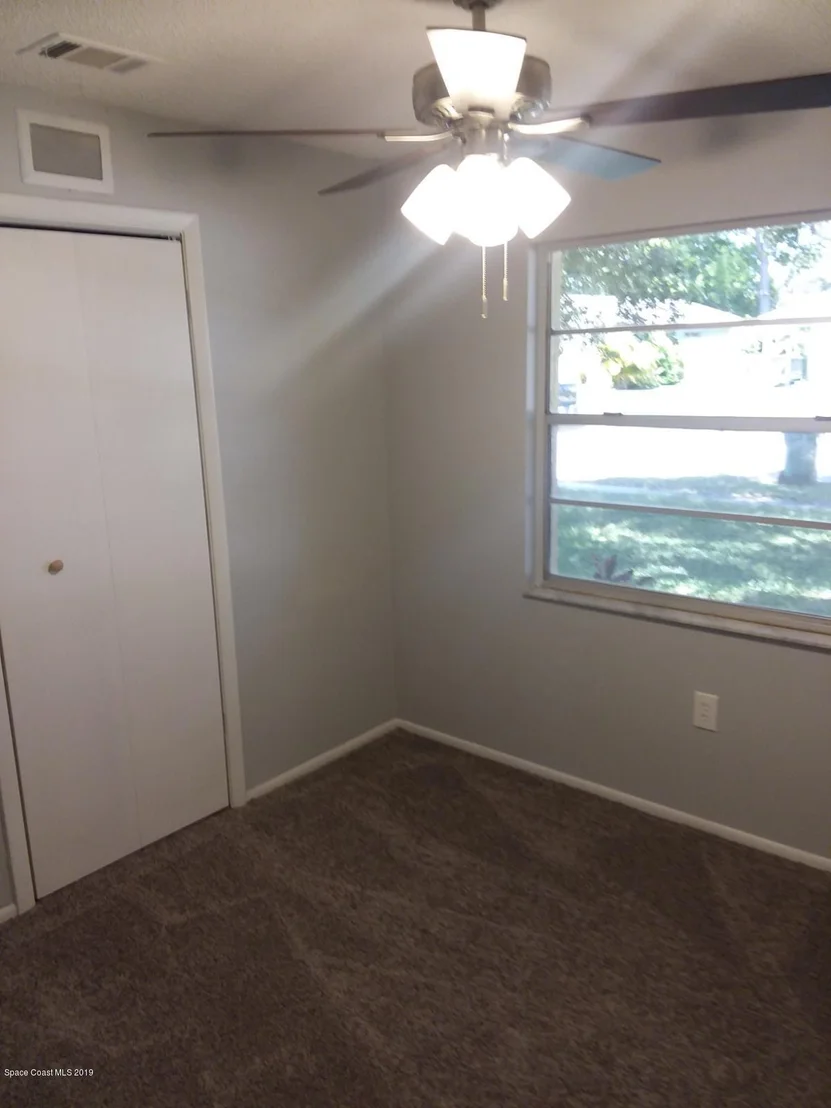 Photo of 2911 Pembroke Road