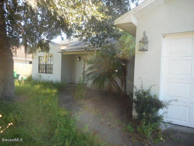 Photo of 2409 Delys Street