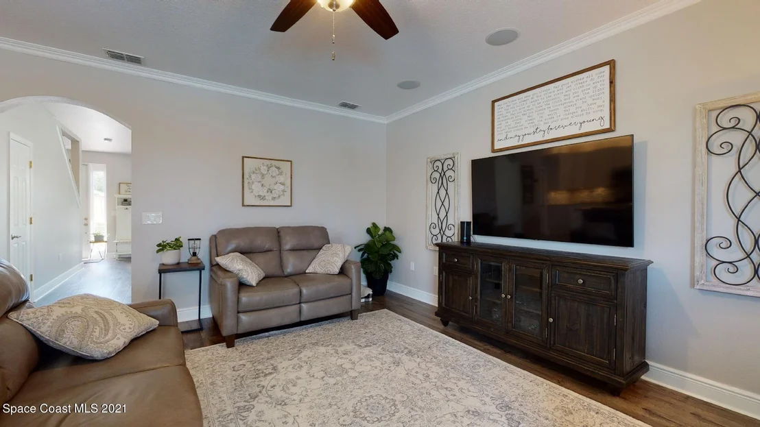 Photo of 505 Dryden Circle